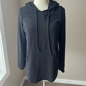 Weekend Edition Hoodie/Sweatshirt